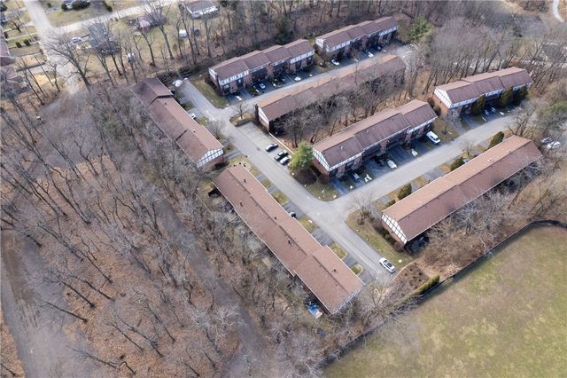 503 Kingsberry Ct, Ross Twp, PA 15237