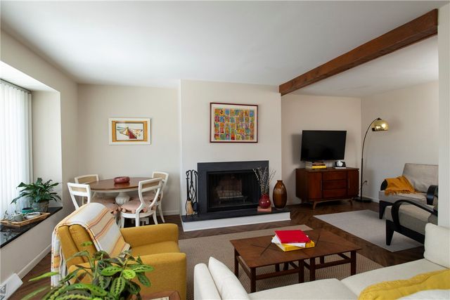 503 Kingsberry Ct, Ross Twp, PA 15237