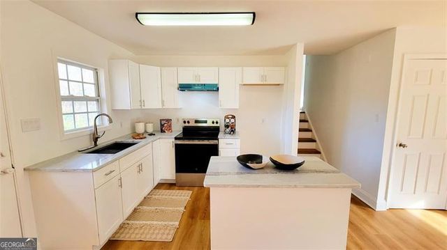 1590 FLICKER Road, Jonesboro, GA 30238