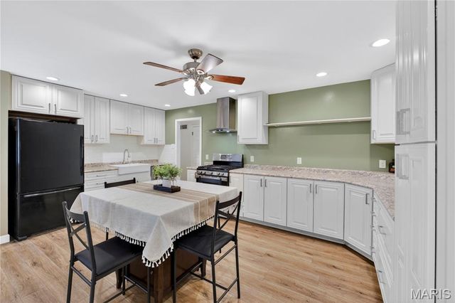 2662 Lido Lane, Unincorporated, MO 63129