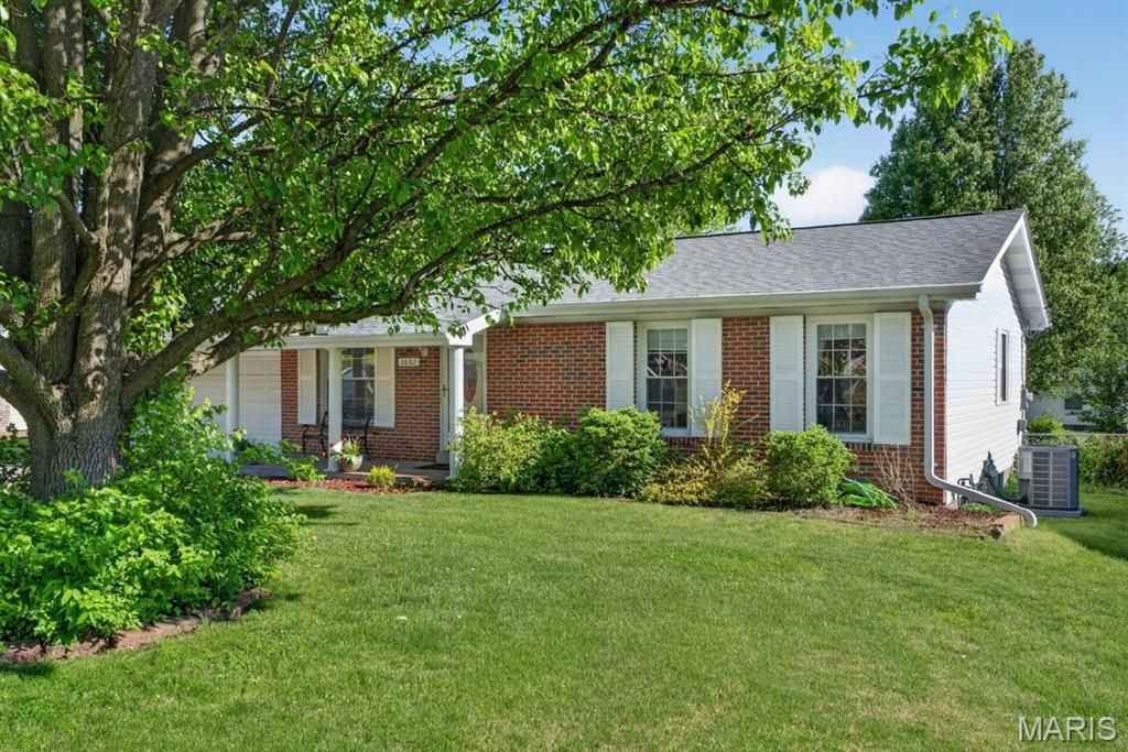 2662 Lido Lane, Unincorporated, MO 63129