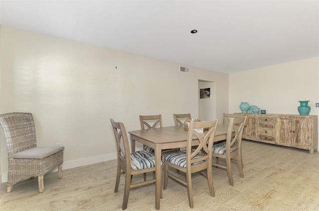 5628 CAPE LEYTE DRIVE, Sarasota, FL 34242