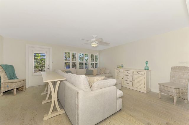 5628 CAPE LEYTE DRIVE, Sarasota, FL 34242