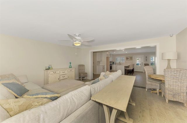5628 CAPE LEYTE DRIVE, Sarasota, FL 34242