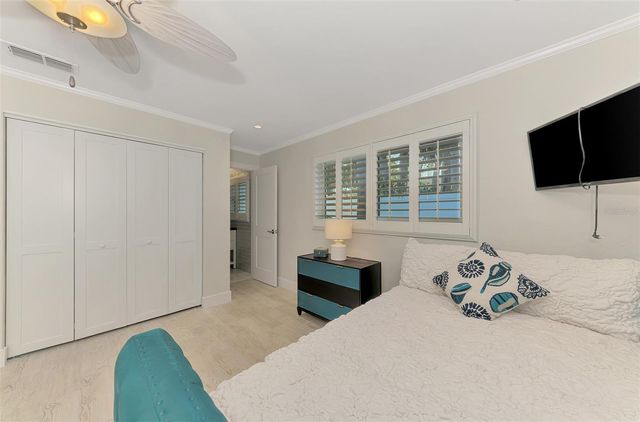 5628 CAPE LEYTE DRIVE, Sarasota, FL 34242