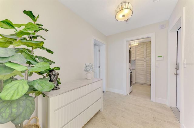 5628 CAPE LEYTE DRIVE, Sarasota, FL 34242