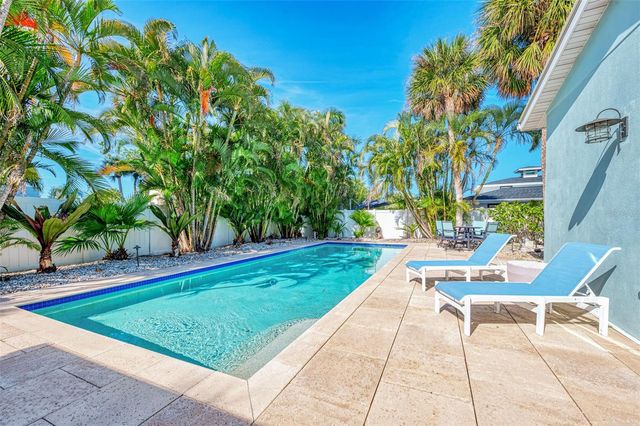 5628 CAPE LEYTE DRIVE, Sarasota, FL 34242