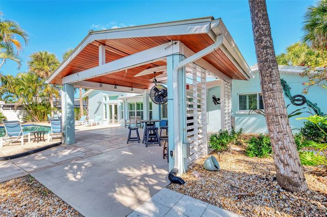 5628 CAPE LEYTE DRIVE, Sarasota, FL 34242