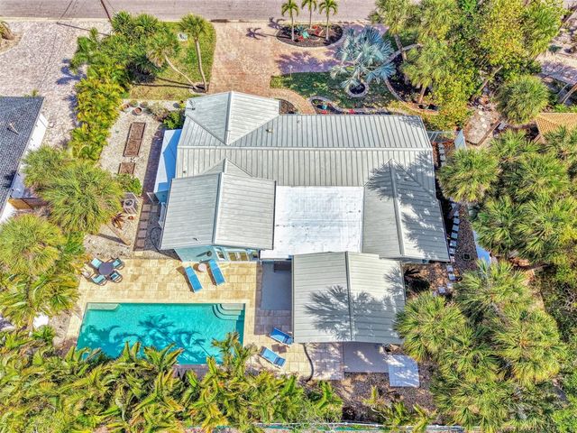 5628 CAPE LEYTE DRIVE, Sarasota, FL 34242
