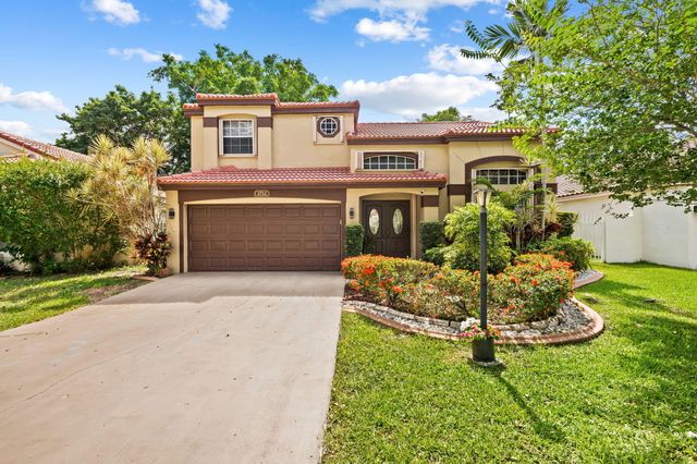 2712 Cayenne Avenue, Cooper City, FL 33026