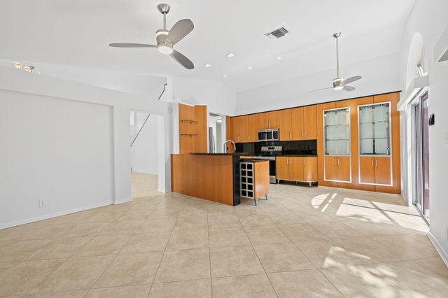 2712 Cayenne Avenue, Cooper City, FL 33026