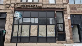 2140 W Cermak Road, Chicago, IL 60608