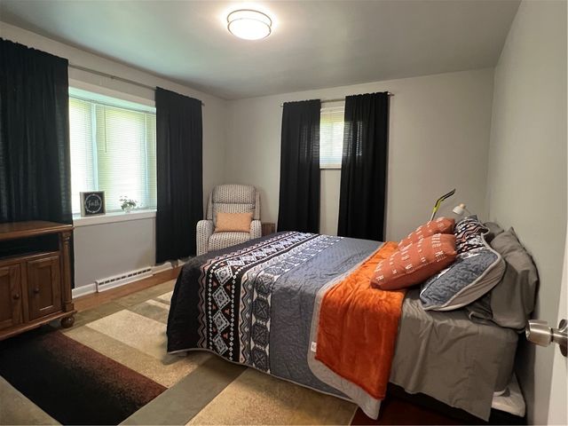 2617 S Hermitage Rd, Hermitage, PA 16148