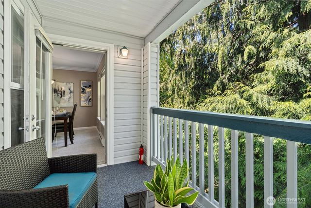 33020 10th Avenue SW #M302, Federal Way, WA 98023