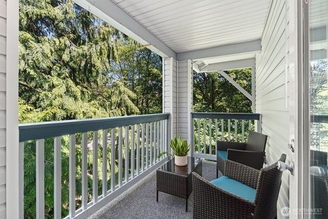 33020 10th Avenue SW #M302, Federal Way, WA 98023