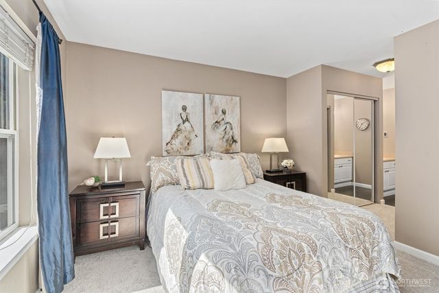 33020 10th Avenue SW #M302, Federal Way, WA 98023