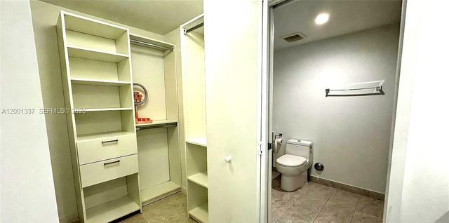 488 NE 18th St 204, Miami, FL 33132