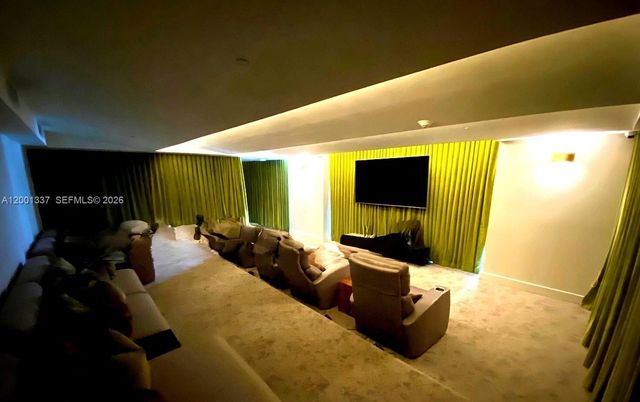 488 NE 18th St 204, Miami, FL 33132