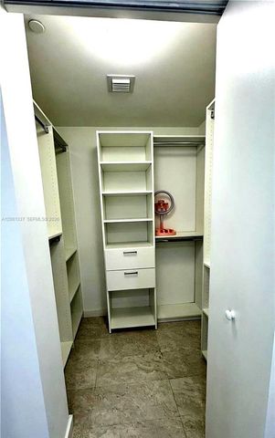 488 NE 18th St 204, Miami, FL 33132