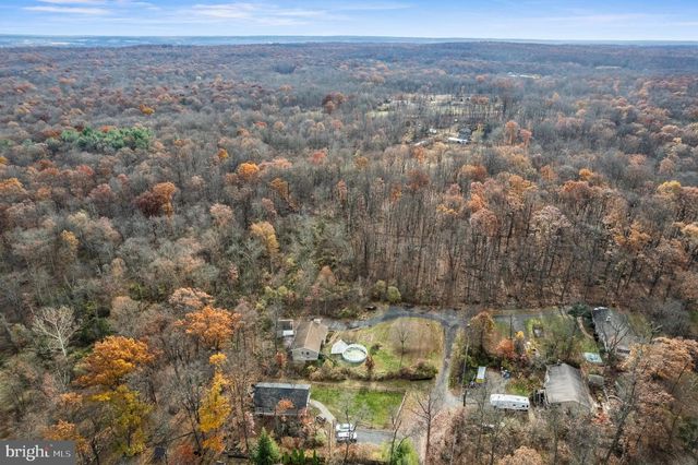 1545 OAK LN, Upper Black Eddy, PA 18972