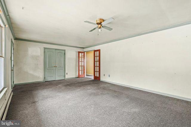 1545 OAK LN, Upper Black Eddy, PA 18972