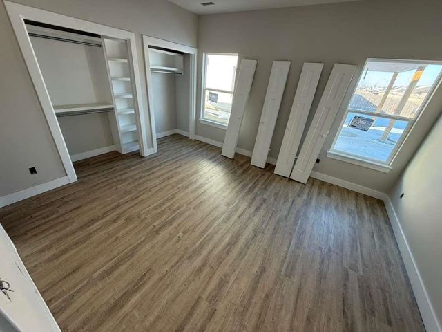 5198 N Toben Dr, Bel Aire, KS 67226