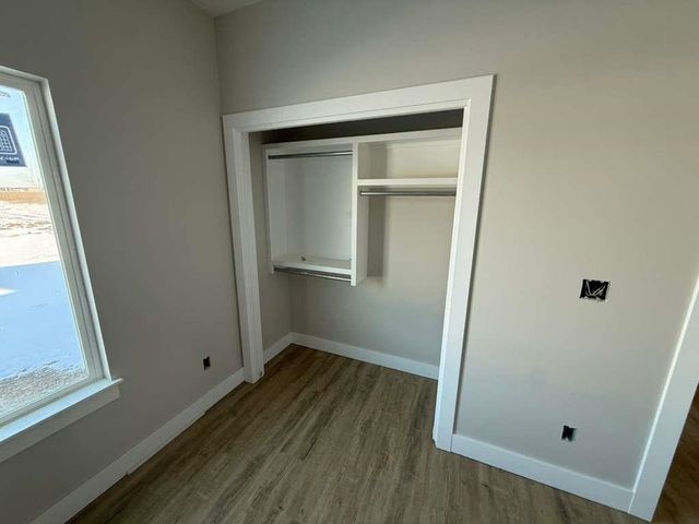 5198 N Toben Dr, Bel Aire, KS 67226