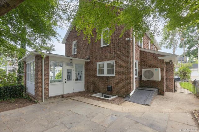 402 Westchester Avenue, Mount Vernon, NY 10552