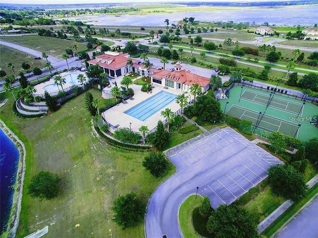 295 SPINNAKER COURT, Auburndale, FL 33823