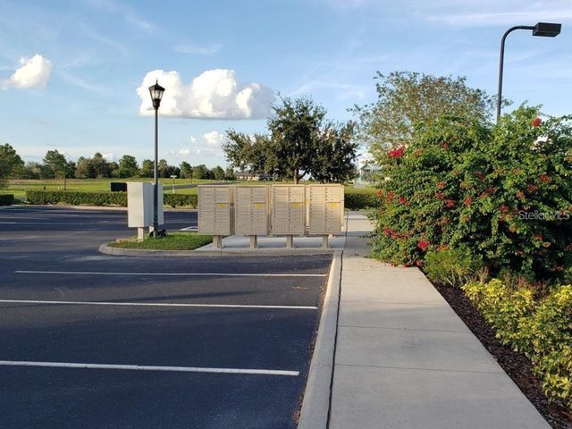 295 SPINNAKER COURT, Auburndale, FL 33823