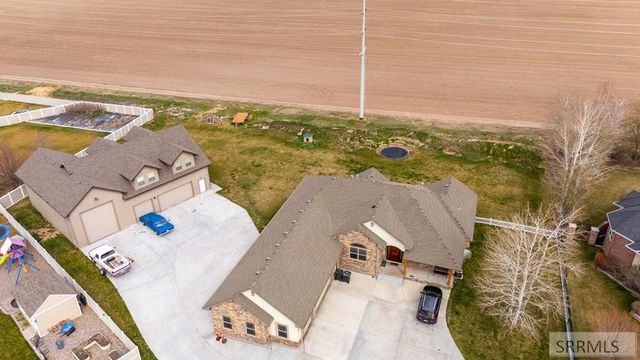 2917 Woodbridge Circle, Idaho Falls, ID 83401