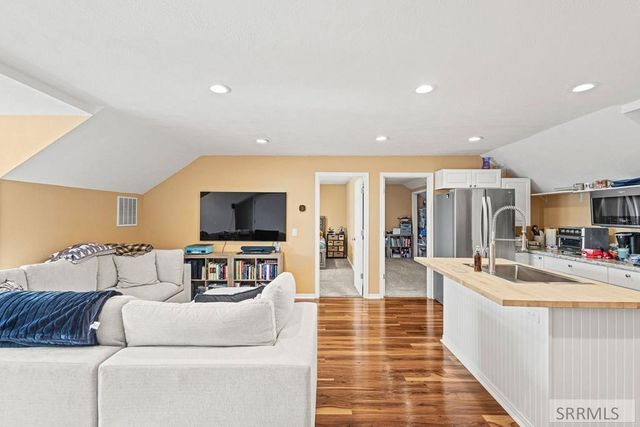 2917 Woodbridge Circle, Idaho Falls, ID 83401