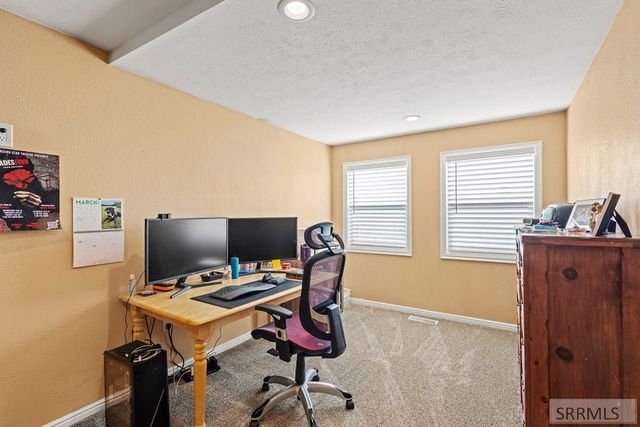 2917 Woodbridge Circle, Idaho Falls, ID 83401