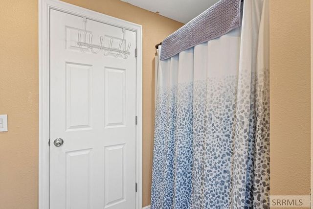 2917 Woodbridge Circle, Idaho Falls, ID 83401