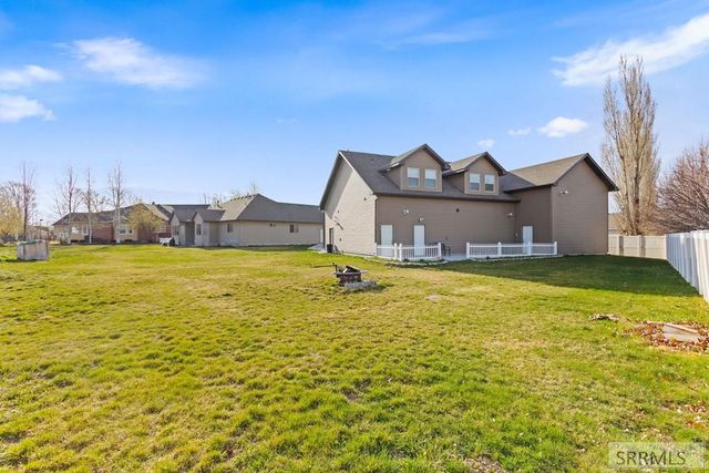 2917 Woodbridge Circle, Idaho Falls, ID 83401