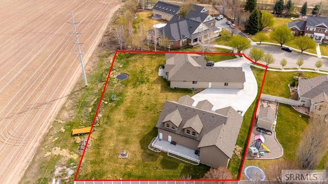 2917 Woodbridge Circle, Idaho Falls, ID 83401