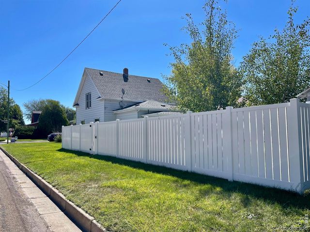 304 S High School Avenue, Holyoke, CO 80734