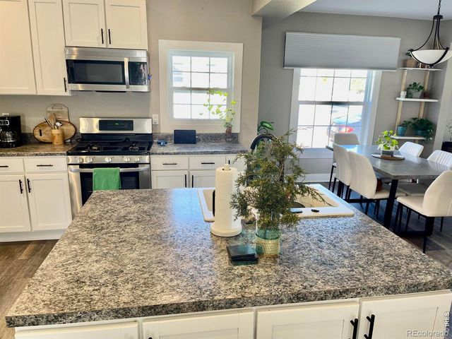 304 S High School Avenue, Holyoke, CO 80734