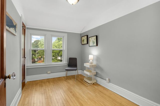 1202 Thomas Avenue, Saint Paul, MN 55104