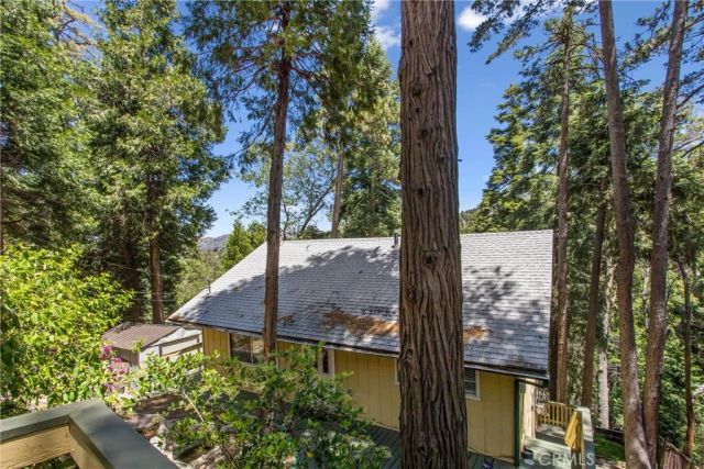 24702 Nestal Court, Crestline, CA 92325