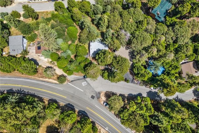 24702 Nestal Court, Crestline, CA 92325