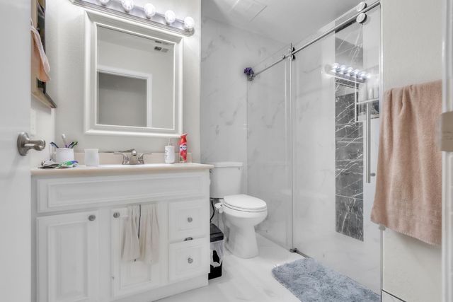 9833 Winterwood Way, Sacramento, CA 95827