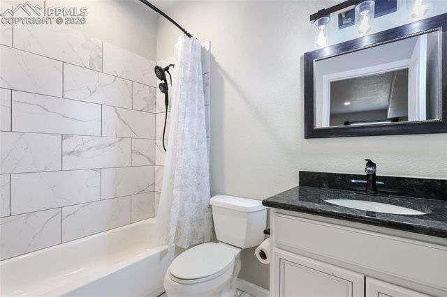 1487 E Arrowwood Lane, Pueblo West, CO 81007