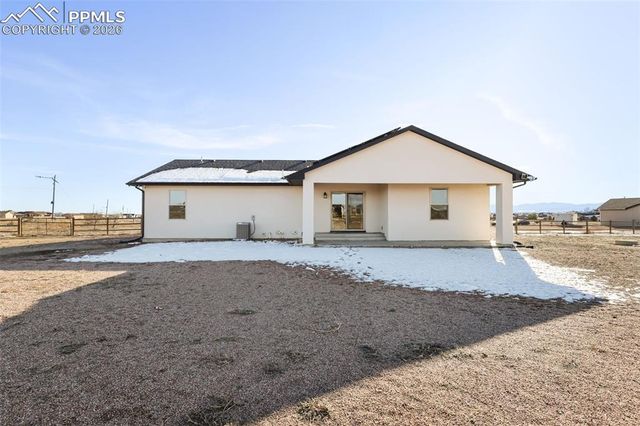 1487 E Arrowwood Lane, Pueblo West, CO 81007