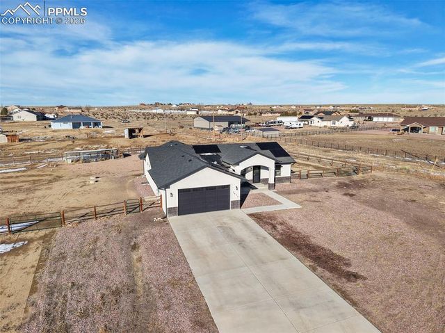 1487 E Arrowwood Lane, Pueblo West, CO 81007