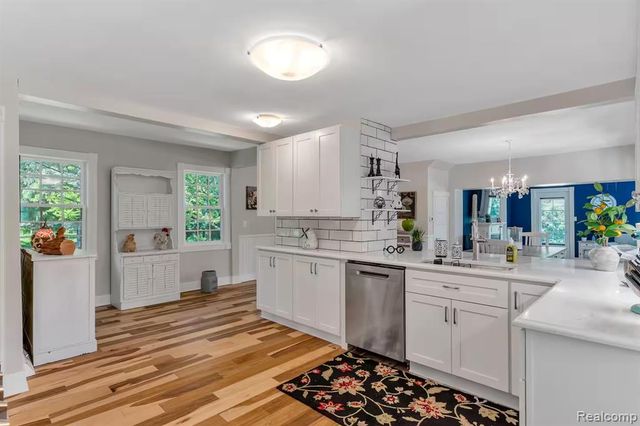4567 N Seymour Road, Flushing, MI 48433
