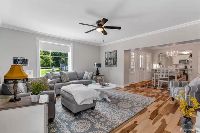 4567 N Seymour Road, Flushing, MI 48433