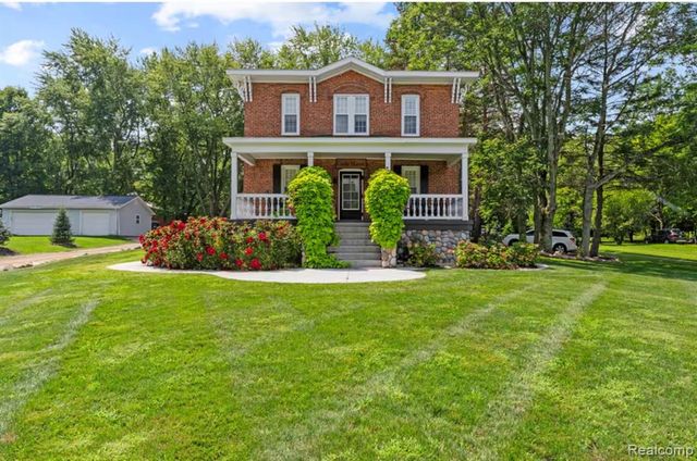 4567 N Seymour Road, Flushing, MI 48433