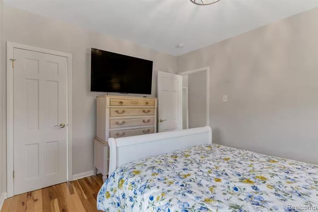 4567 N Seymour Road, Flushing, MI 48433