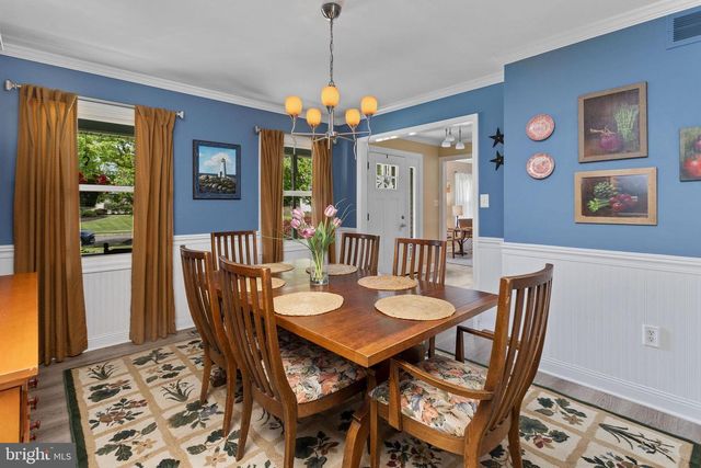 10 SECRETARIO WAY, Hamilton, NJ 08690
